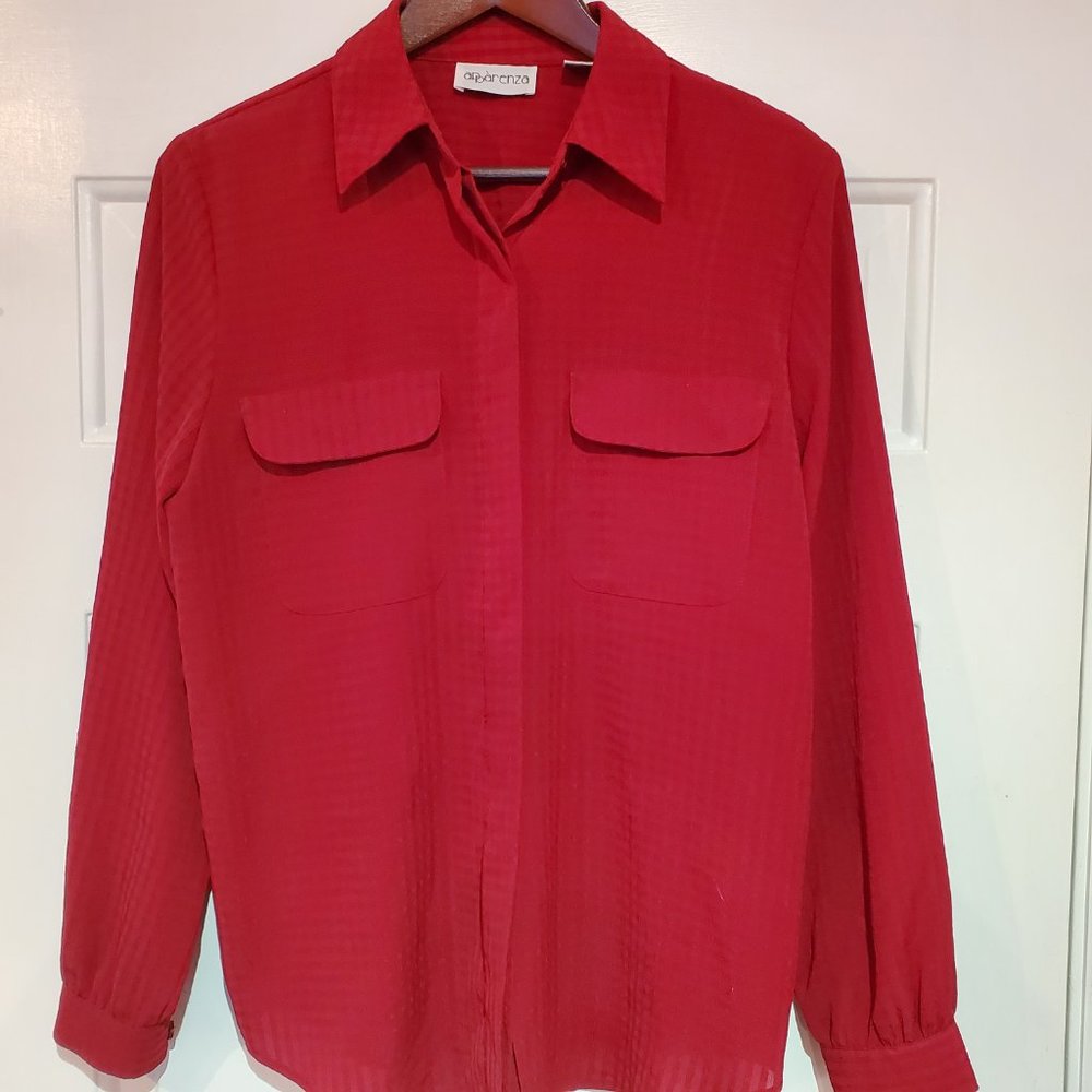 APPARENZA Women's Hidden Button Blouse Long Sleeve Top Size Med With 2 Pockets